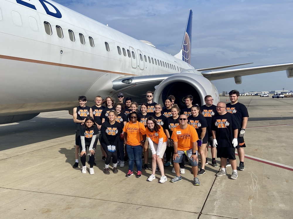 McHenry Strength students raise more than 1,400 in O'Hare Plane Pull