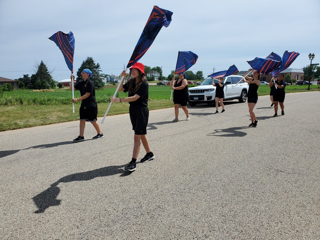 MCHS marching band at Lakemoor parade