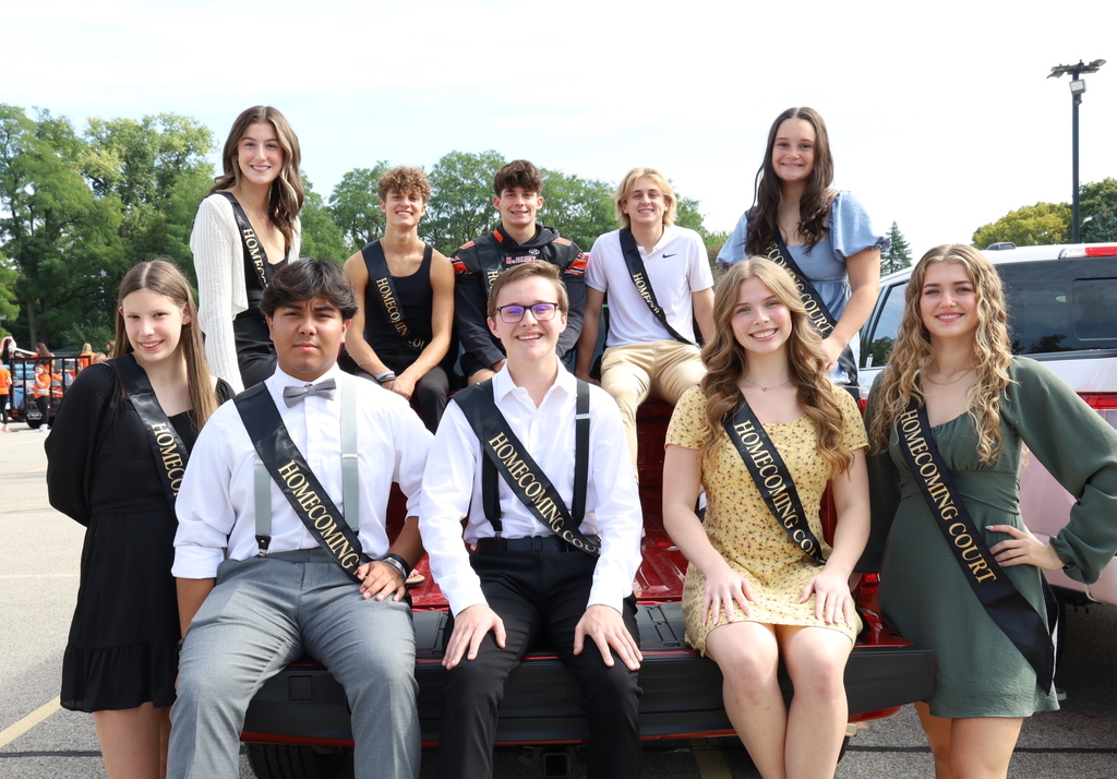 Homecoming court